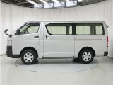 ハイエースバン 2.8 DX ルートバン ロング ディーゼル 4WD 