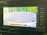 【バックカメラ】駐車時に後方がリアルタイム映像で確認できます。大型商業施設や立体駐車場での駐車時や、夜間のバック時に大活躍!運転スキルに関わらず、今や必須となった装備のひとつです!