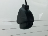 後方にもドライブレコーダーのカメラが付いています。前後両方でお車の周りを監視・記録いたします。