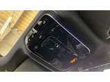 【24時間緊急通報・故障通報サービス】事故の際、エアバッグ等が作動すると自動で緊急通報を発信します。車両故障で走行不能になる等の問題が発生した場合、ボタンを押してサポートセンターに連絡出来ます。