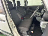 車を運転する際には運転席の存在は欠かせません。しっかりとチェックしたいポイントですね。