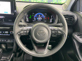 【ステアリングスイッチ】運転中、前方から目線をそらすことなく、オーディオ等の操作が可能な便利機能!安心&快適なドライブを演出してくれます♪