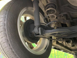 お車を安心してお乗りいただく為には、足回りの定期点検が欠かせません。サービスサポート(有償保証)では無料点検もご提供しており、安心のカーライフをお過ごしいただけるサポート体制が整っています。