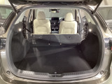 リアシートも簡単格納ができ、大きな荷物もらくらく収納できます!