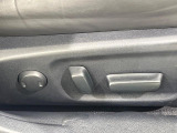 【パワーシート】スイッチ一つで簡単にシートの微調整が可能!電動だから力もいりません!快適なシートポジションにセットして、快適なドライブをお楽しみください。