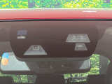 【i-ACTIVESENSE】走行中に前方の車両等を認識し、衝突しそうな時は警報とブレーキで衝突回避と被害軽減をアシスト。より安全にドライブをお楽しみいただけます。