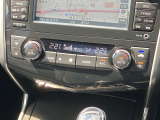 オートエアコンで素早く操作可能です♪