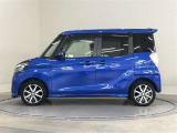 両側パワースライドドア付きだから、狭い駐車スペースなどでの 乗り降りラクラク!小さなお子さまのいるご家庭には嬉しい装備。