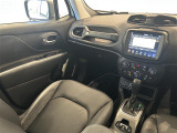 ◆LIBERALAは、輸入車選びの新たなスタイルを提案するインポート・セレクト・ブランドです。オーナー様となる方がクルマから直接感じる感性を第一にした、最良の一台との出会いをコーディネートいたします。