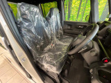 もちろん車内はキレイです♪よりクリーンな状態をキープしたいお客様には『ナノゾーンコート』がおすすめ!新型コロナウイルス対策や、除菌・消臭に効果を発揮し多くの方にご好評いただいております。