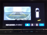 バックでの車庫入れも安心です!リアカメラが付いているバックモニター付のナビを装備しております。バンパーについているソナーや、操作線もついており距離感も画面から確認できます。