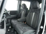 ◆バックカメラ◆リバースにするだけで映ります、後方の安全確認や、狭い駐車場での車庫入れ、雨の日や夜間など視界の悪い時に便利です!安全にバックする為には欠かせない装備です。