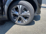 日産純正アルミホイールになります。