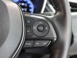 アダプティブクルーズコントロール機能付きです。走行中に先行車の様子を検知しながら、設定した車速の範囲内で先行車との距離のキープを支援します。詳細は販売店スタッフまでおたずねください。