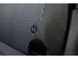 さらにチャイルドシートとクルマの固定金具を連結するだけでガッチリ固定できるアイソフィックス対応です!!