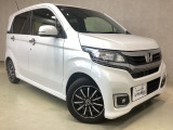指定工場併設で末永く品質を保ちます。12ヶ月点検や車検はもちろんのこと、国家資格整備士によるお車のアドバイスも致します。