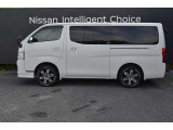 NV350キャラバン 2.5 プレミアムGX ロング クロムギアパッケージ バージョンブラック...