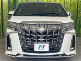 弊社では、全車『修復歴なし』のお車のみ取り扱っております。専任バイヤーによる厳選した仕入れの後、入庫後の車両チェックを行い、ネクステージが認定した高品質な中古車をご提供しております。