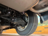 お車を安心してお乗りいただく為には、足回りの定期点検が欠かせません。サービスサポート(有償保証)では無料点検もご提供しており、安心のカーライフをお過ごしいただけるサポート体制が整っています。