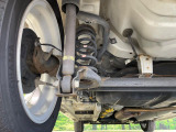 お車を安心してお乗りいただく為には、足回りの定期点検が欠かせません。サービスサポート(有償保証)では無料点検もご提供しており、安心のカーライフをお過ごしいただけるサポート体制が整っています。