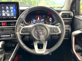 【ステアリングスイッチ】運転中、前方から目線をそらすことなく、オーディオ等の操作が可能な便利機能!安心&快適なドライブを演出してくれます♪
