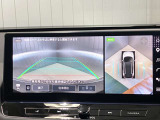 【プロパイロットパーキング】縦列駐車も車庫入れも指先だけの簡単な操作でスムースに。
