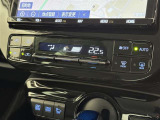 オートエアコンで快適な室内です。