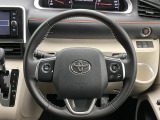 【純正革巻きステアリング】上質な革を使用することで、手にしっかり馴染みとても運転しやすいハンドルです♪