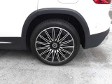 車輌に関する装備・価格等ご不明点などお気軽にお問合せ下さい。また、総額価格に関しましては車輌本体価格に納車に関わる費用等は別途料金がかかります。詳細は当店スタッフへお問い合わせ下さいませ。