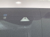 【ホンダセンシング】走行中に前方の車両等を認識し、衝突しそうな時は警報とブレーキで衝突回避と被害軽減をアシスト。より安全にドライブをお楽しみいただけます。
