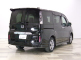 【車両状態証明書付】より安心してご購入頂く為、第三者機関による車両状態証明書を見ながら実車確認できます(フロントガラスのA1減点はほとんどの中古車にあるミリ単位の飛び石傷ですのでご安心下さい)。