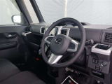 シートポジションを細かく調整できるので、長時間の運転もリラックスできますね。