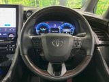 【純正革巻きステアリング】上質な革を使用することで、手にしっかり馴染みとても運転しやすいハンドルです♪