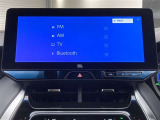 ブルートゥースに接続することにより、スマホに入ったお気に入りの音楽を車内で楽しむことができます♪あると本当に便利な機能になっています!