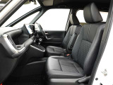 低燃費で環境にもやさしいハイブリッド車です。トヨタ専用診断機器でハイブリッドシステムを綿密に点検してあります!