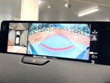 【360&deg;ビューモニター】専用のカメラにより、上から見下ろしたような視点で360度クルマの周囲を確認することができます☆死角部分も確認しやすく、狭い場所での切り返しや駐車もスムーズに行えます。
