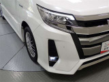 Bi-Beam LEDヘッドランプ+LEDクリアランスランプ+LEDフロントフォグランプ 少ない電力で明るく照らします☆彡