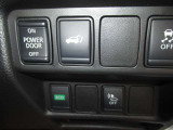 万一の衝突に備えて、いつでも安心して運転できるようエアバックシステムなどの安全装備を標準搭載!!