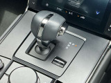 ロックアップ領域を拡大し、よりスムーズでダイレクトなドライビングフィールを実現したスカイアクティブドライブを搭載しています。