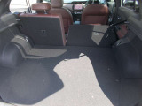 写真のように後部座席を倒せば、より、広々♪大きな荷物もしっかり積むことができそうですね。