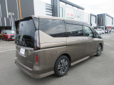 セレナ 1.4 e-POWER ハイウェイスターV 
