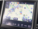 メーカー純正の大画面SDナビが装備されています!操作も簡単!見やすい!純正だからこその使いやすさ!
