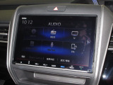 ナビゲーションは純正9インチメモリーナビ(VXM-227VFNi)を装着しております。AM、FM、CD、DVD再生、Bluetooth、音楽録音再生、フルセグTVがご使用いただけます。