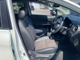 適度なホールド感と快適な座り心地の運転席シートまわり!
