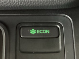 ★ECONスイッチ★ エコドライブを加速しよう!スイッチをONにすると、運転の仕方によるロスを抑え込み燃費をよくするようクルマが頑張ります(*^ー^*)燃費向上にチャレンジ♪