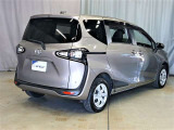 Toyota Safety Senseをはじめ、衝突被害軽減ブレーキや車線逸脱警報など安全装備も充実しています