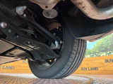 お車を安心してお乗りいただく為には、足回りの定期点検が欠かせません。サービスサポート(有償保証)では無料点検もご提供しており、安心のカーライフをお過ごしいただけるサポート体制が整っています。