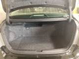 指定工場併設で末永く品質を保ちます。12ヶ月点検や車検はもちろんのこと、国家資格整備士によるお車のアドバイスも致します。