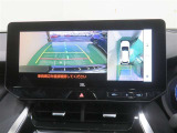 パノラミックビューモニター搭載。カメラで車両周囲の状況を映し出すため、狭い場所での駐車などに役立ちます。