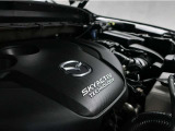 【エンジンルーム】納車前整備付となりますので、エンジンオイルやオイルフィルターなど交換してからのお渡しです。最後まで見ていただいて本当にありがとうございうます♪